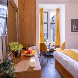 Mayfair Studio Apartment