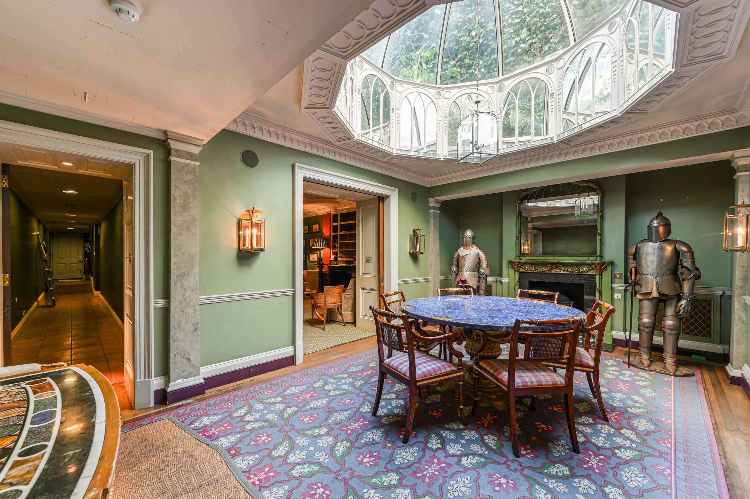 UPPER GROSVENOR STREET, Mayfair, W1K / Weekly Rent - Image 37