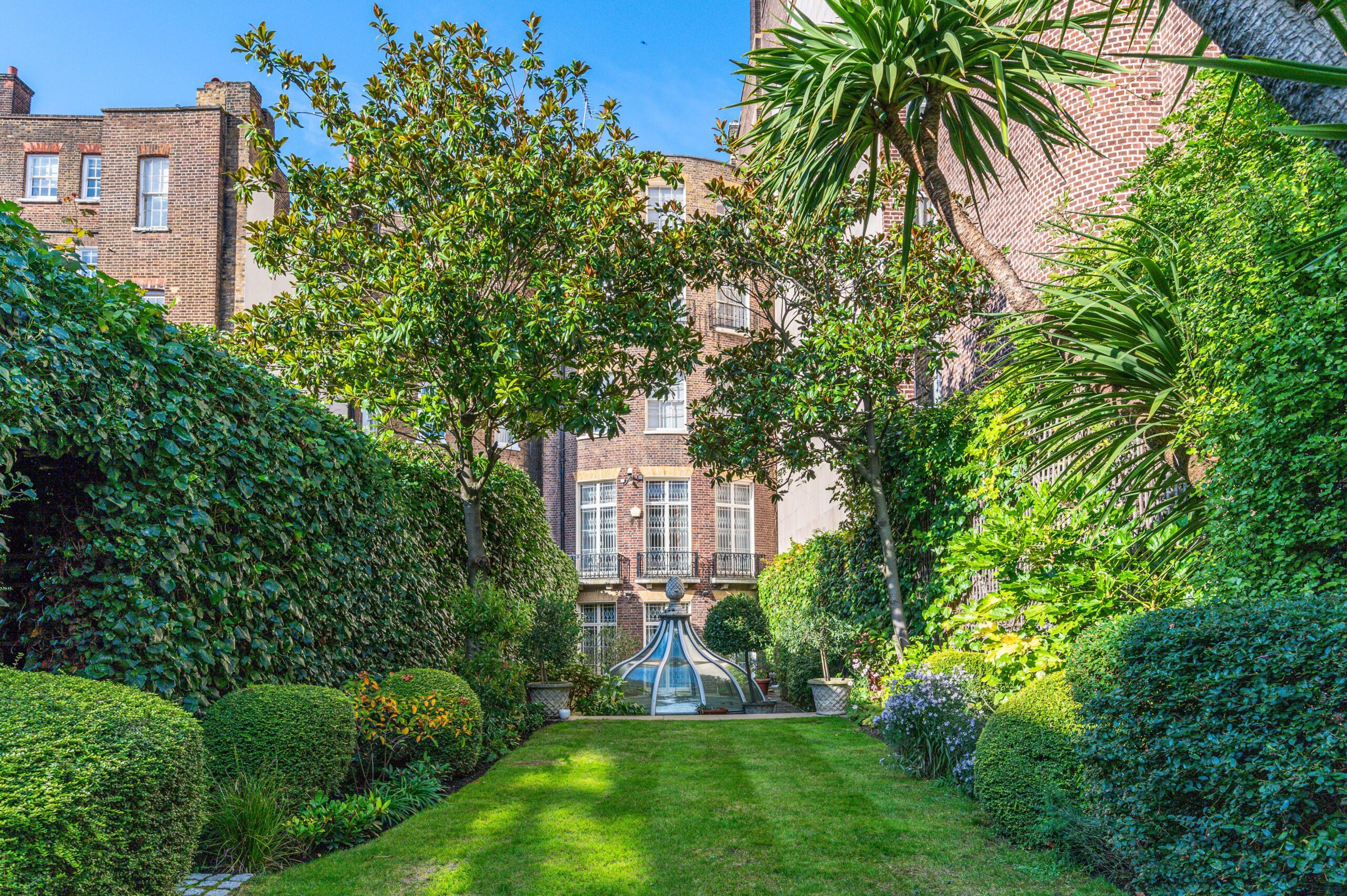 UPPER GROSVENOR STREET, Mayfair, W1K / Weekly Rent - Image 34