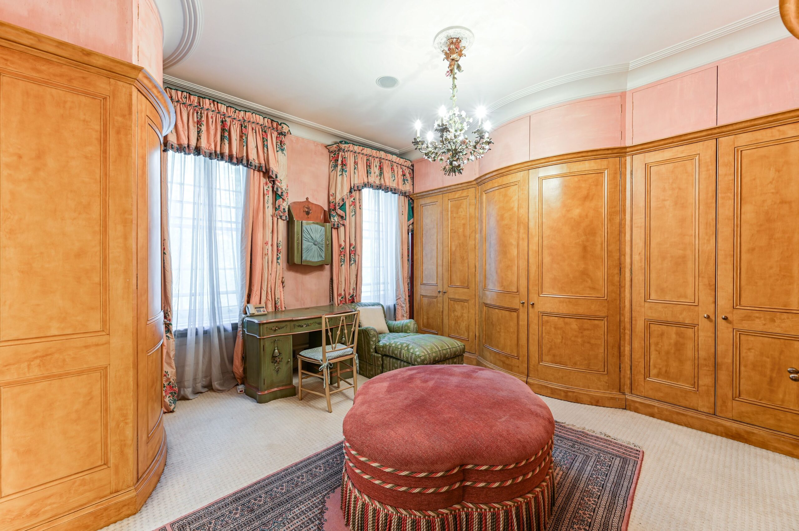 UPPER GROSVENOR STREET, Mayfair, W1K / Weekly Rent - Image 35
